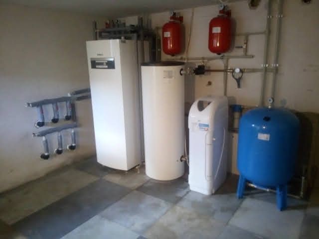 Pompy Ciepła  Studnie Glebinowe Usługi koparką Instalacje Grzewcze