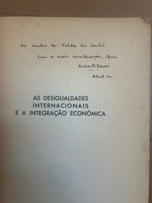 As desigualdades internacionais e a integração económica - Alverto Pinheiro Xavier