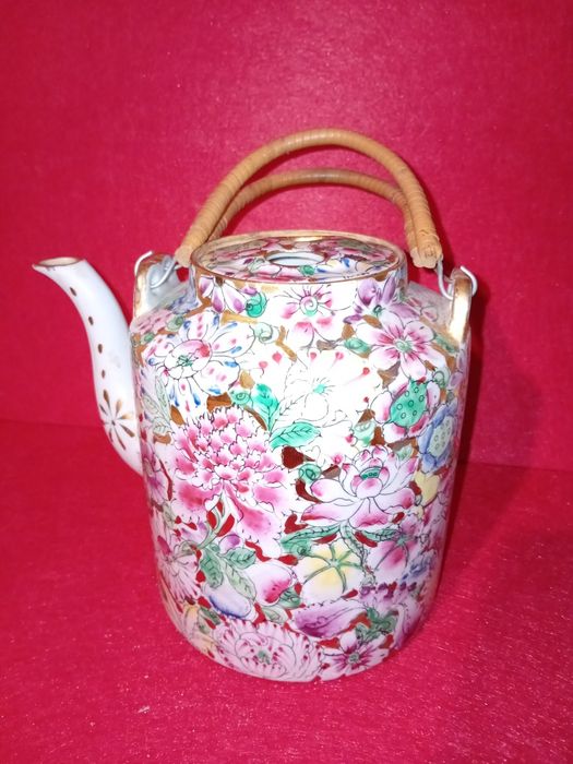 Lindo Bule mil flores porcelana Chinêsa