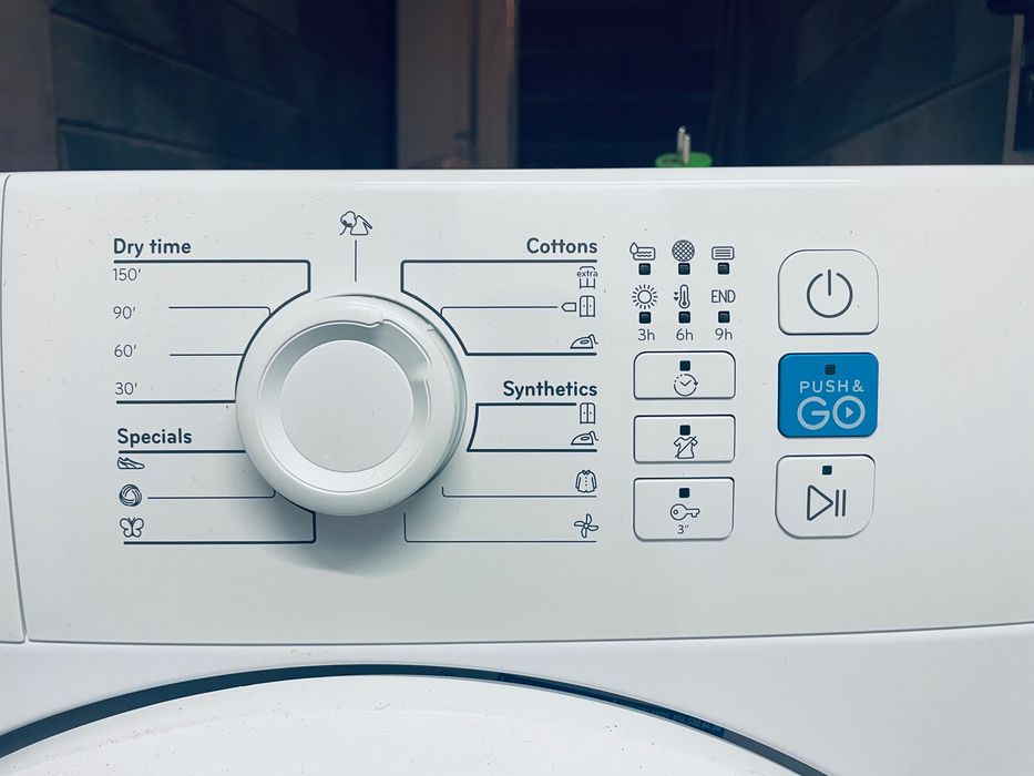 Máquina de Secar Roupa Indesit 7kg Bomba de Calor A+ – Como Nova (3 utilizações)