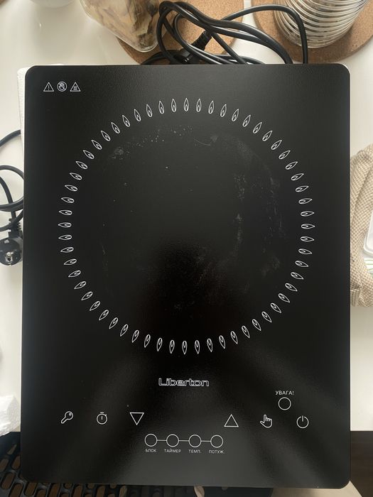 Настільна плита інфрачервона Liberton LIC-2000 електрична