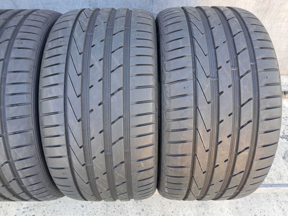 Резина літо 90% протектор Hankook 245/40 285/35 R18 Ventus S1 EvO2