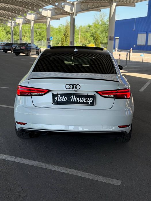 Продам Audi A3 2016