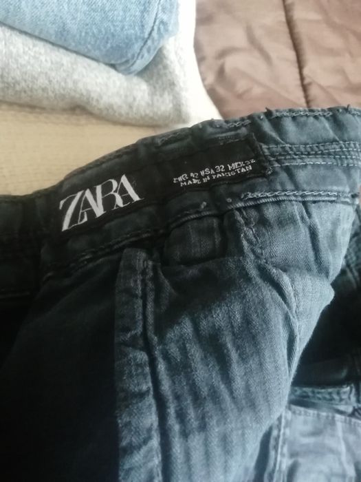 Roupa de homem em bom estado