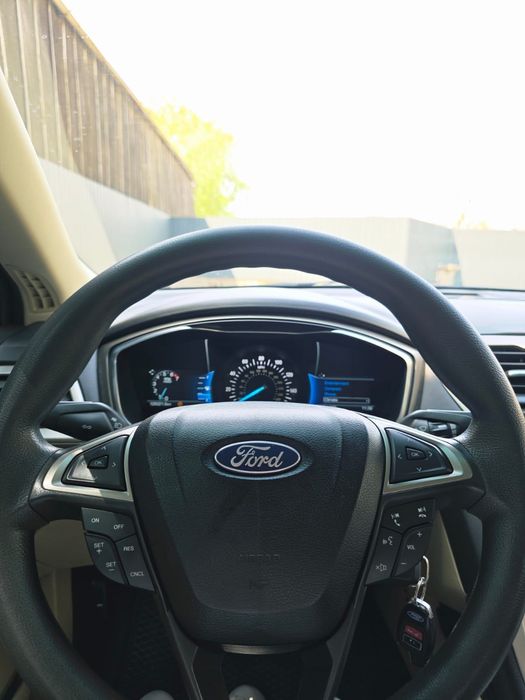 Ford Fusion 2016 SE