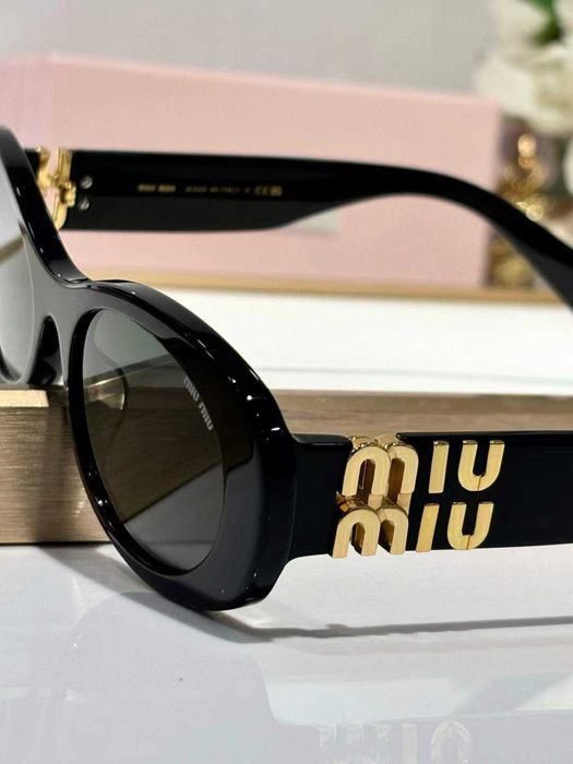 Miu Okulary słoneczne 010222
