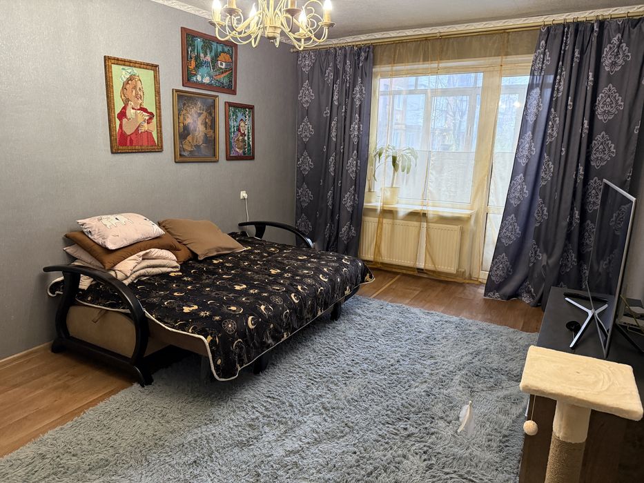 Продам 3-кімнатну квартиру