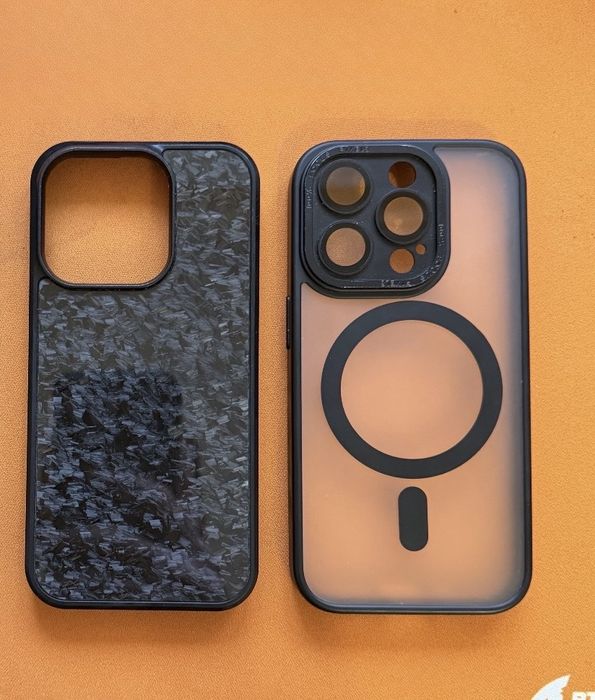 Чохол  MagSafe на iPhone 15 pro