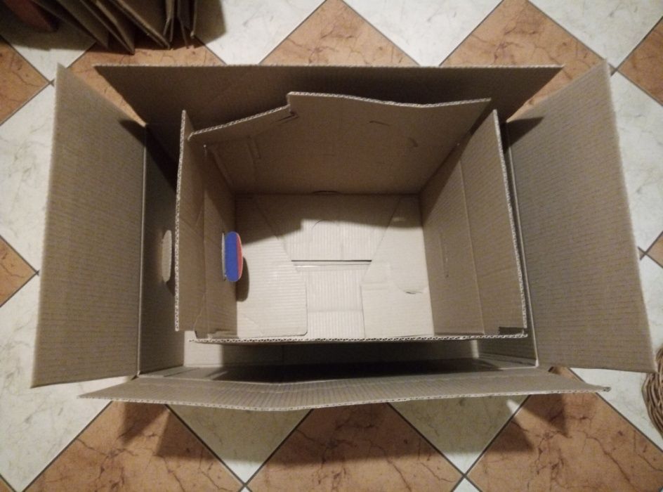 Pudełko, pudełka kartonowe, kartony na przeprowadzki, do wysyłek grube