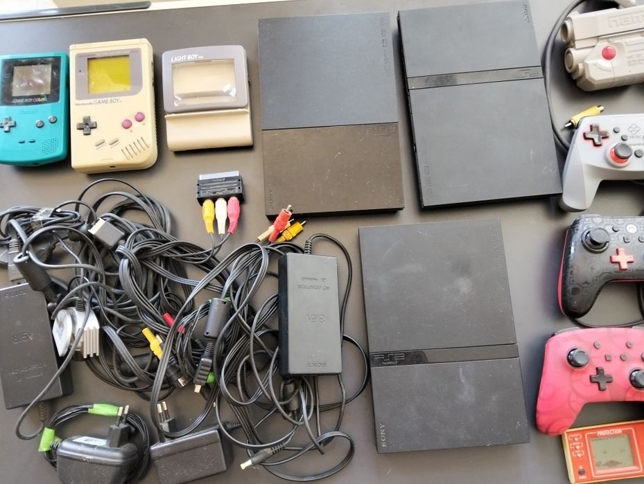 Consolas e Acessórios