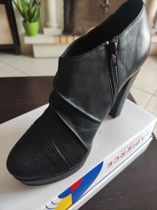 Sapatos sr.a nr39 Joana Brandão