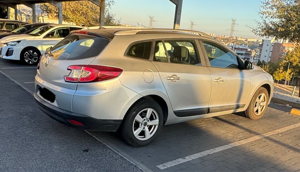 Renault Megane 1.5Dci foto 2
