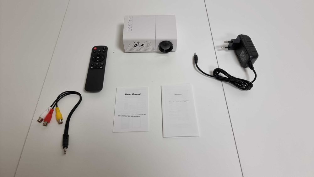 Mini projektor LED S1 – HDMI USB AV microSD, przenośny