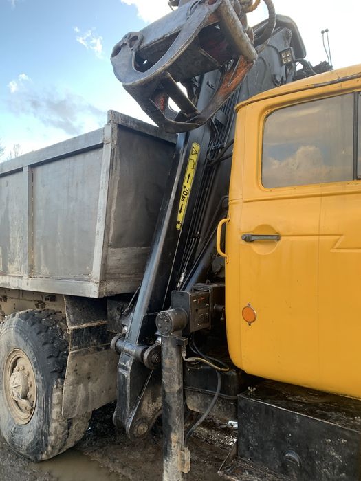 Продам Урал 5557