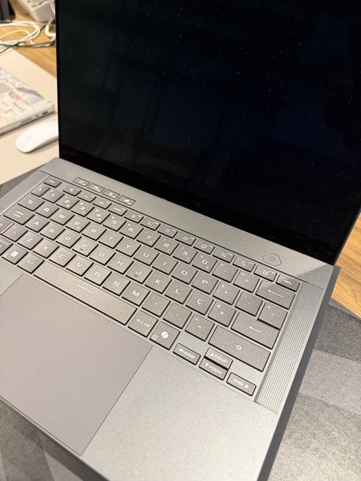 Portátil Asus ROG Zephyrus G14 (2025) 14" GA403WW-A93BO58CB1 Cinzento