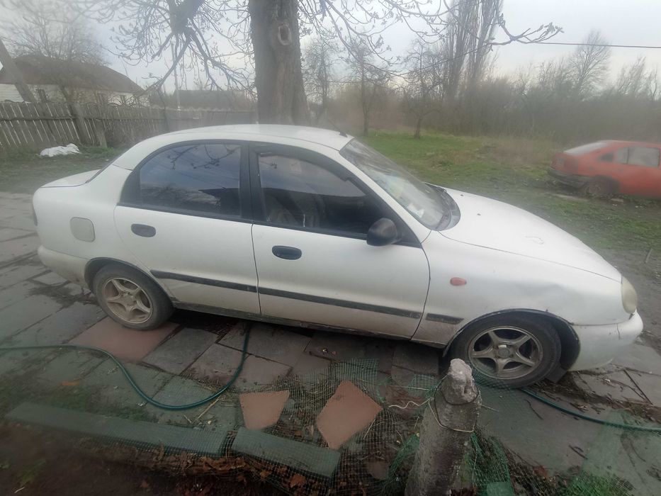 Продам ланоса на ходу