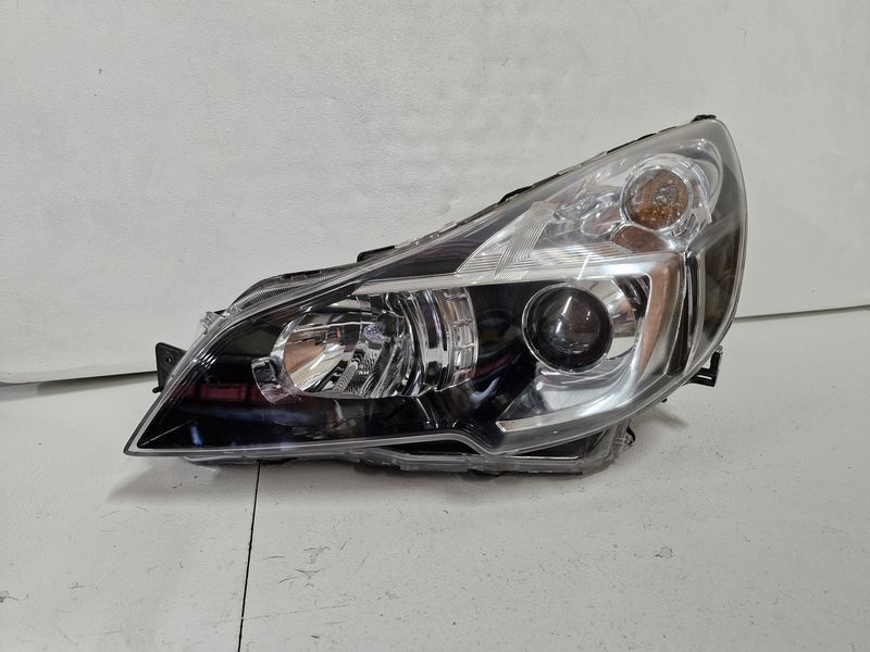 SUBARU LEGACY V 5 LIFT LAMPA REFLEKTOR LEWY PRZÓD XENON UK