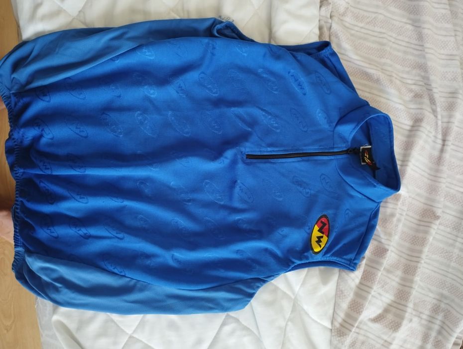 Camisolas para prática de btt e ciclismo