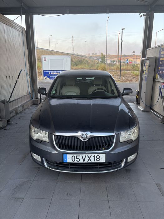 Skoda Superb II 2.0 tdi 170 cv