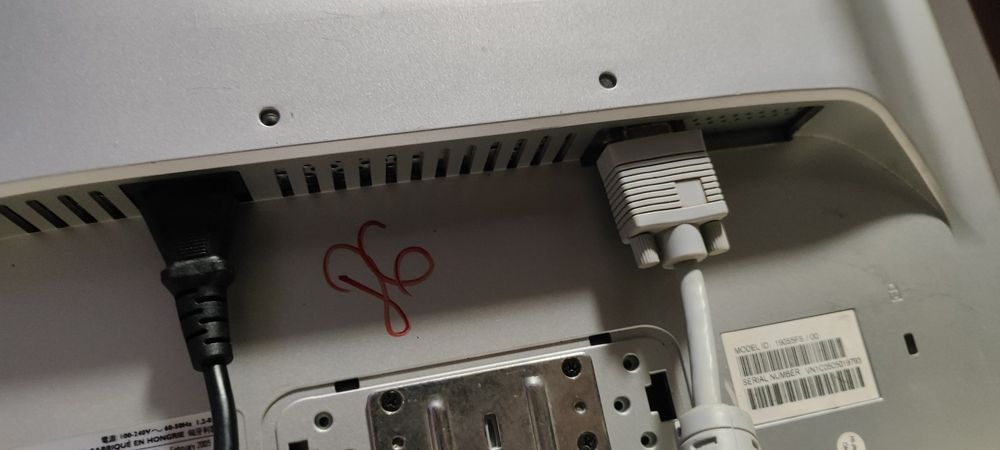 Монітор від компанії PHILIPS MODEL ID. 190S5FS / 00