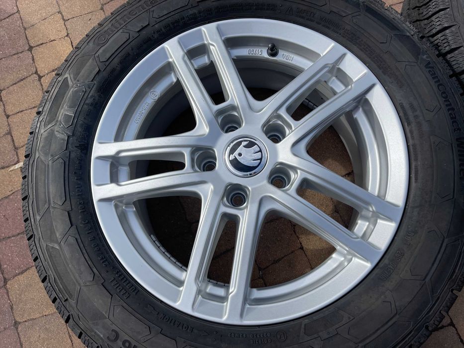4093. Alufelgi 16" Passat Golf Touran Beetle Superb Octavia Altea Leon 6.5J ET41 5x112