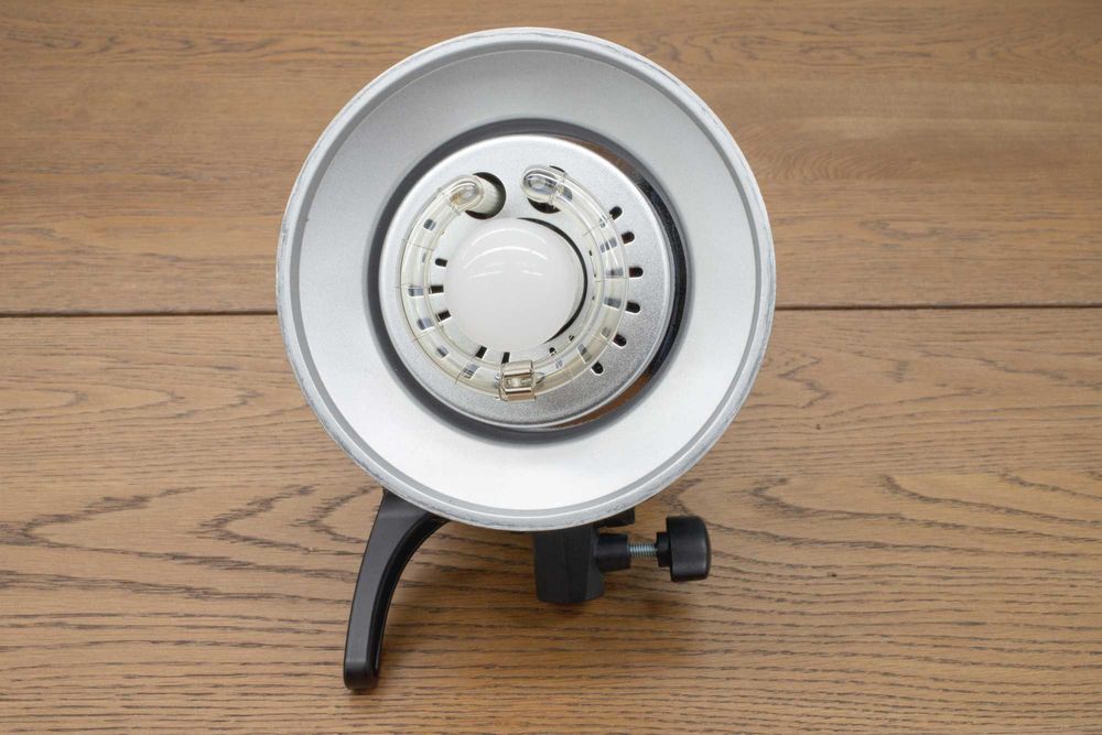 Flash Estúdio Godox MS200 Monolight 200Ws