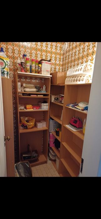 4 armarios de prateleiras