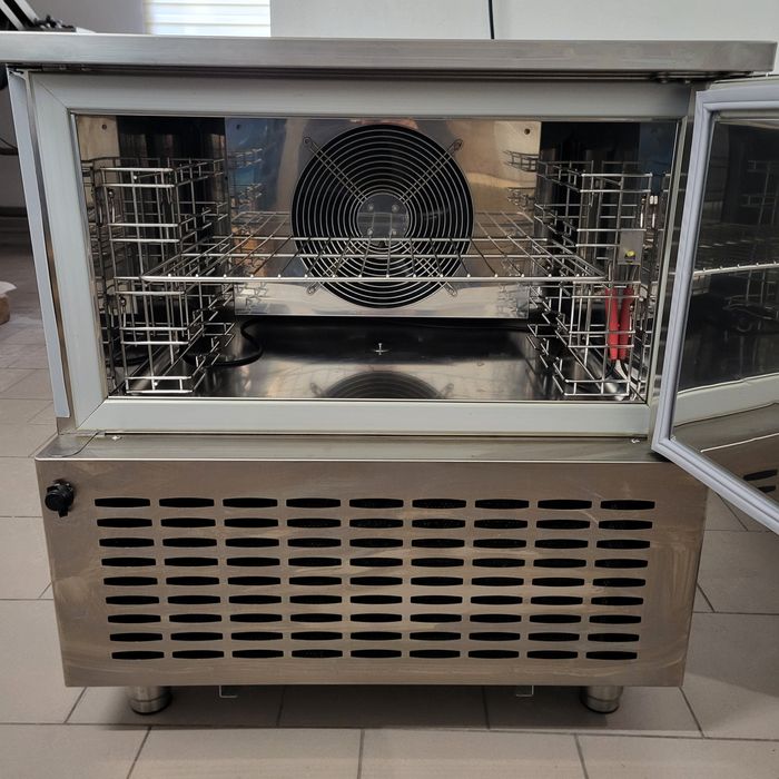 Maszyna do lodów gałkowych  Frezer carpigiani RTX , RtL 20/60