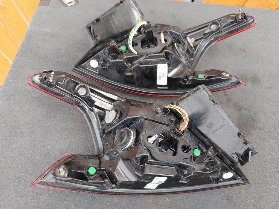 PEUGEOT 308 T9 HB Lampa Tylna Prawa F-vat