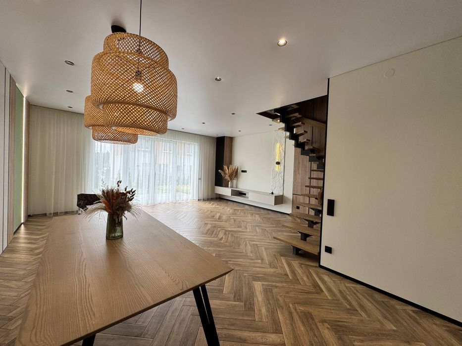 Продаж 3-кім. будинку 120 м.кв., в. Садова