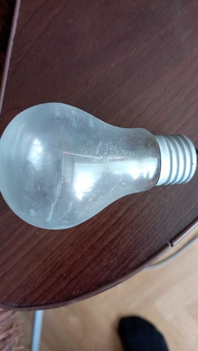 Продам лампочки 36*25