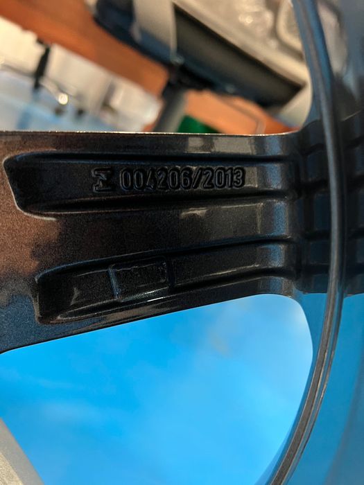 Jante Mercedes AMG 18” 5 raios original