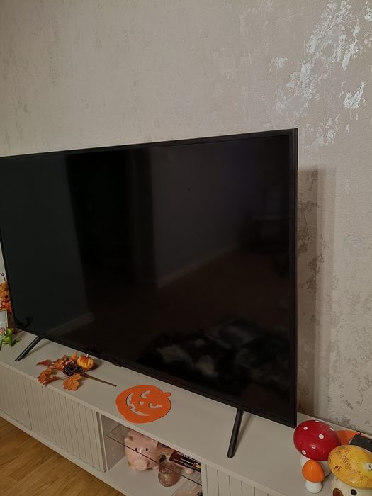Telewizor Samsung 58 cali + ruchomy uchwyt