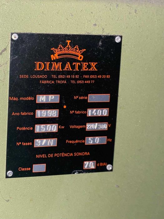 Mesa de passar a ferro industrial