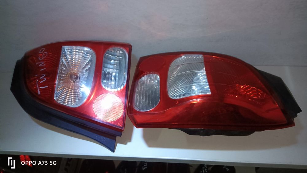 Farolim Renault Twingo original lado direito 2010