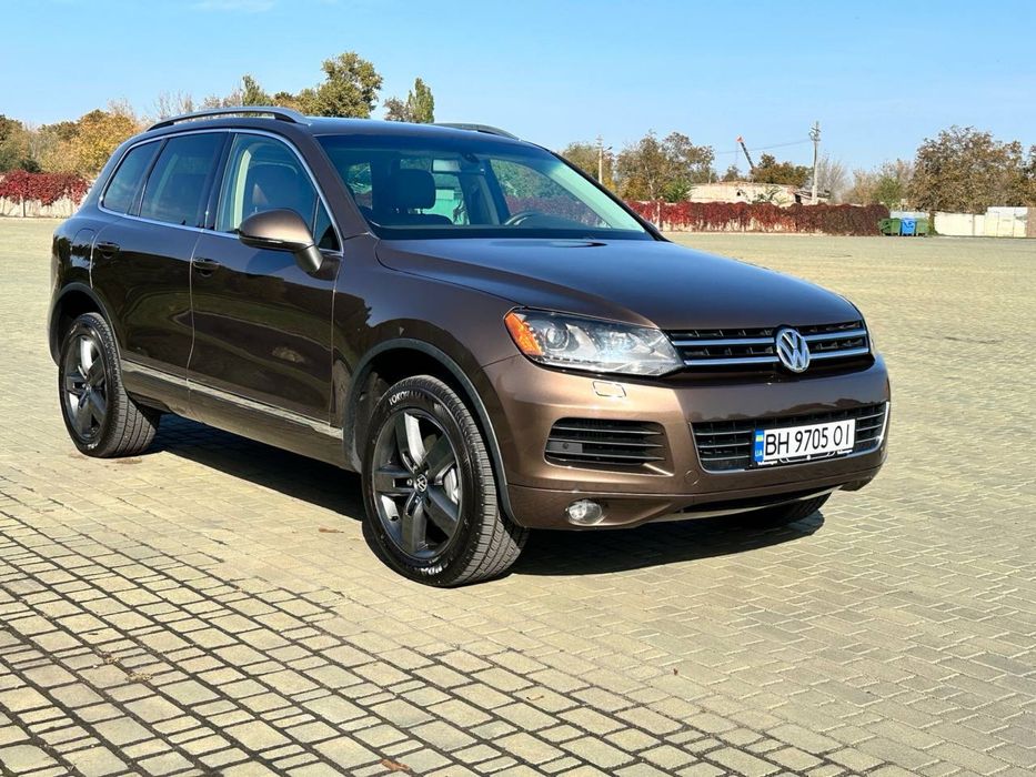 Volkswagen Touareg 2012 Dizel 301тыс.км  3.0 Dizel
