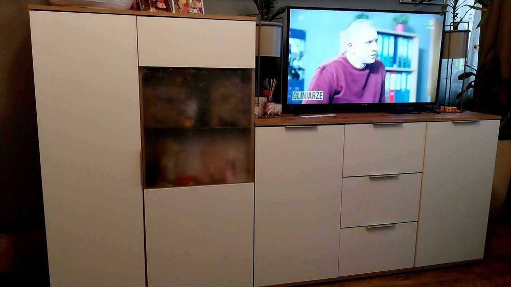 Komoda  Zele -trzy różne