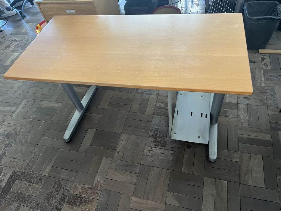 Secretária de Escritório - Ikea