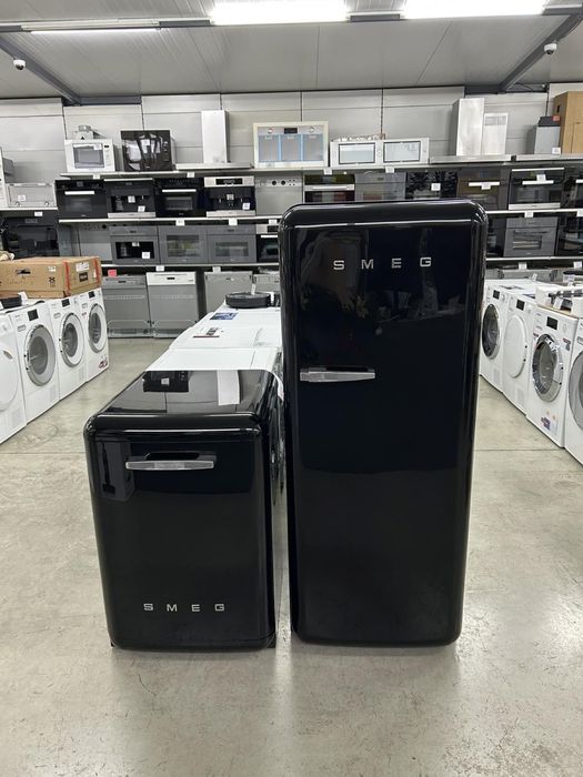 Комплект від SMEG  холодильник та посудомийна машина