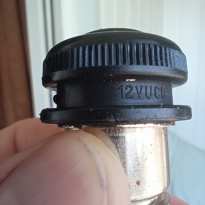 Прикуриватель в авто