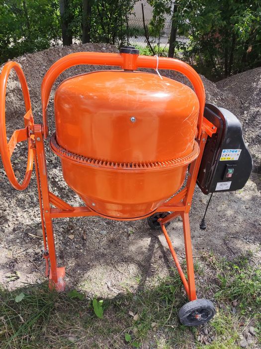 Оренда БЕТОНОМІШАЛКИ. Пісок,гравій,відсів,цемент