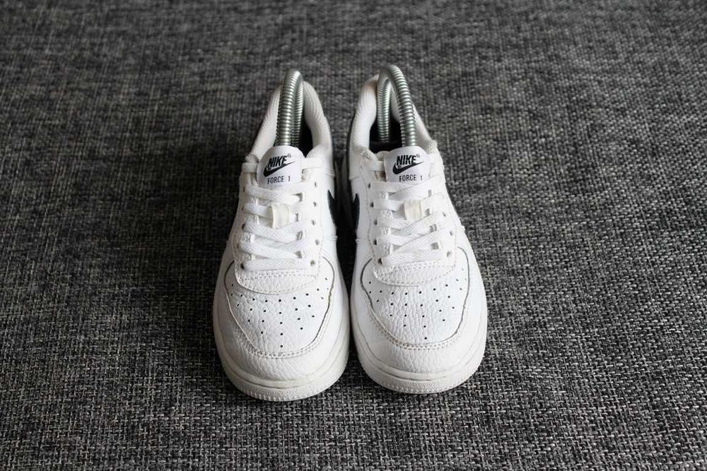 Кросівки Nike Air Force 1 Low Оригінал Нат шкіра! 30р, 19.5см