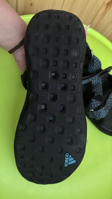 Босоніжки adidas 47 розмір