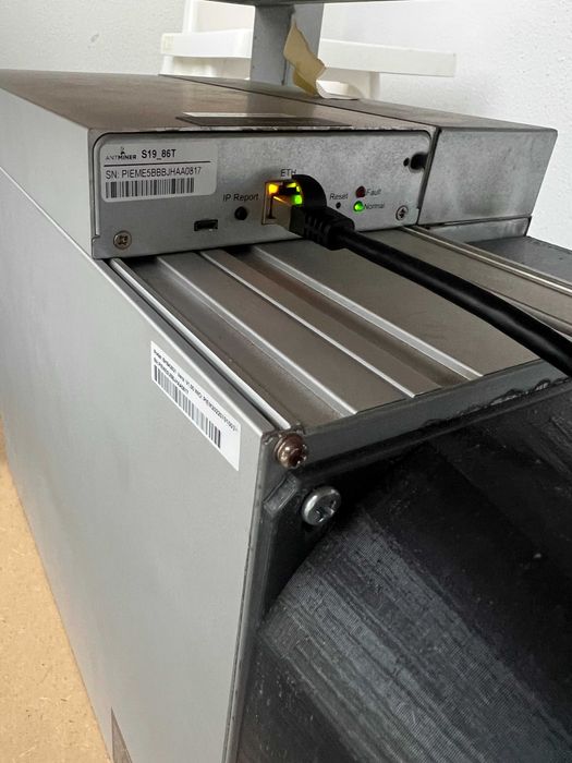 Bitcoin Miner Antminer S19 86T64284389561089123