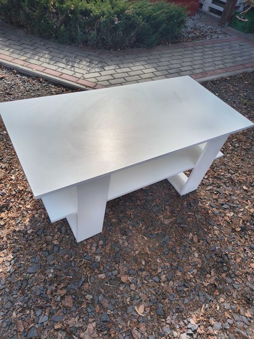 Meble stół  biały