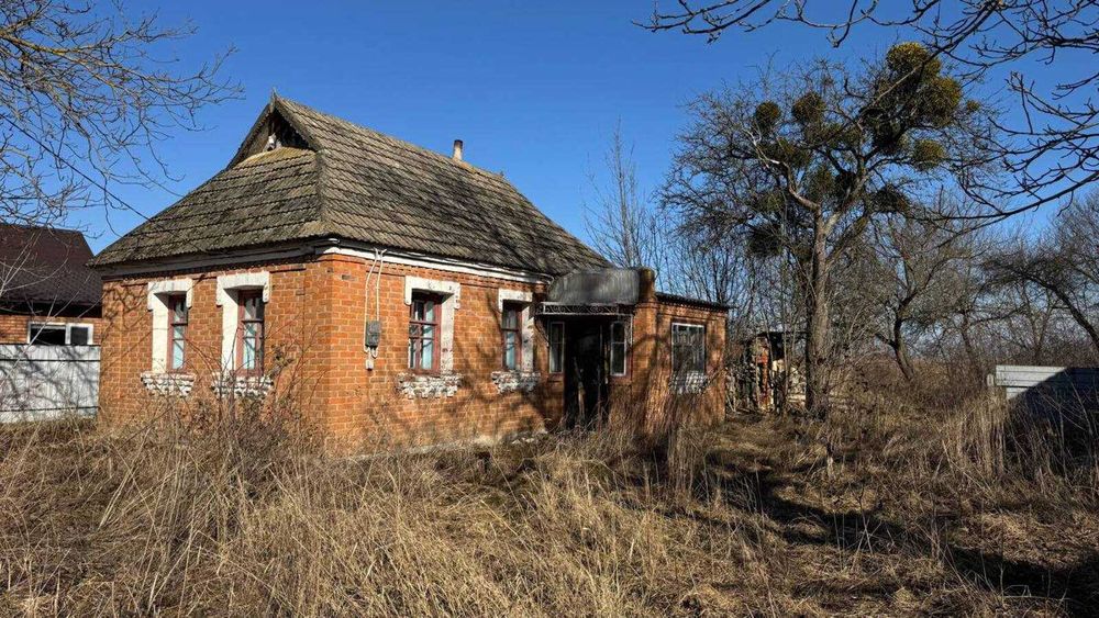 Продам будинок з великою ділянкою в Слободі Дашковецька