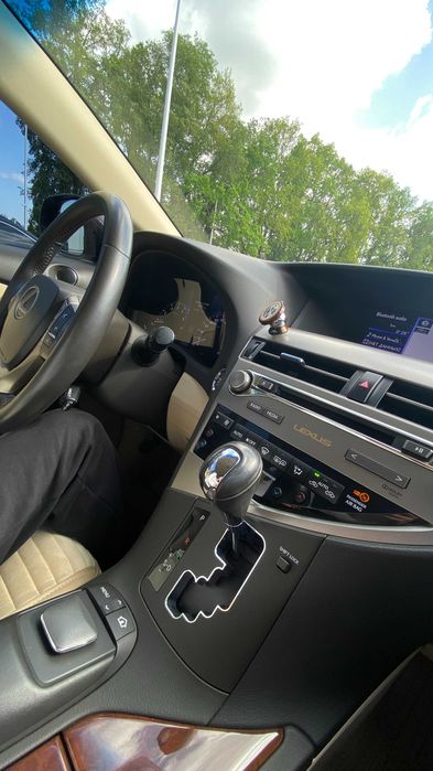 Продаю авто Lexus RX350