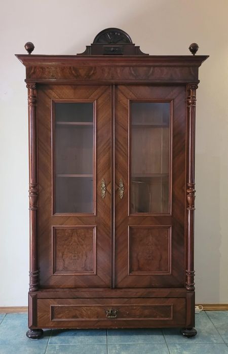 Biblioteka - orzech xix wiek