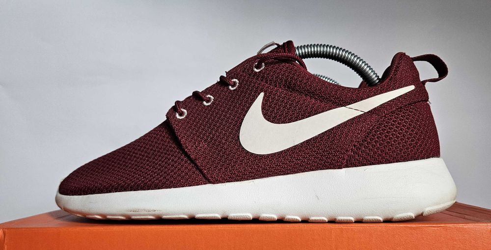 Nike Roshe Run Team Red 2013 8.5US/42EUR