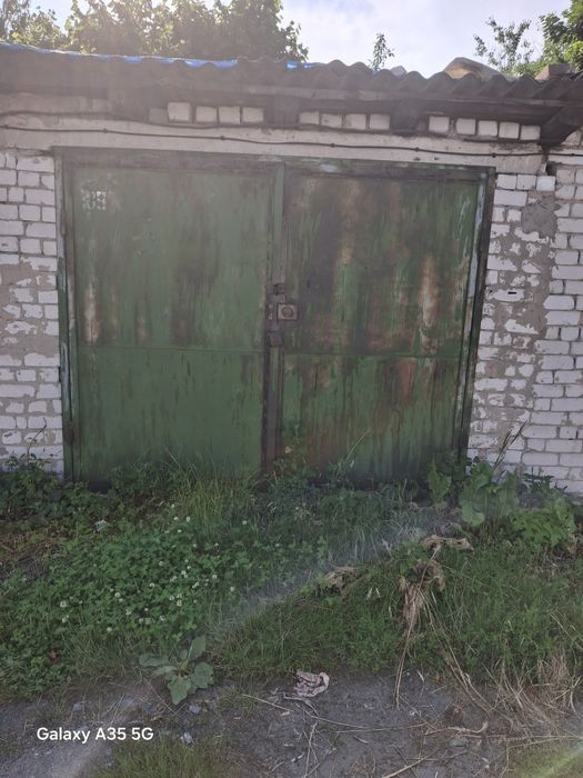 Гараж продати в р-н ,,Лубчица"